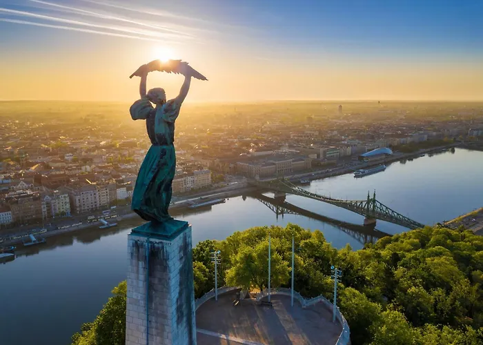 Cozy Haven Budapest- Quiet Family With Ac And Smart Tv