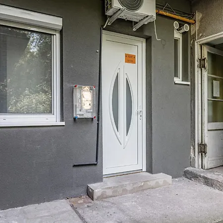 Apartmán Cozy Haven Budapest- Quiet Family With Ac And Smart Tv