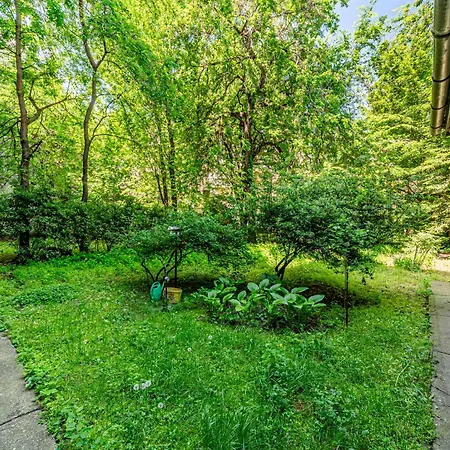 Cozy Haven Budapest- Quiet Family With Ac And Smart Tv