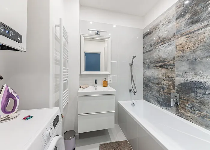 Cozy Haven Budapest- Quiet Family With Ac&smart Tv Apartament *