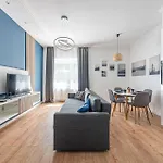アパート Cozy Haven Budapest- Quiet Family With Ac And Smart Tv ブダペスト