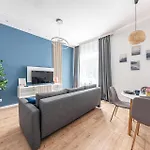 アパート Cozy Haven Budapest- Quiet Family With Ac And Smart Tv ブダペスト