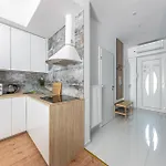 Cozy Haven Budapest- Quiet Family With Ac And Smart Tv アパート